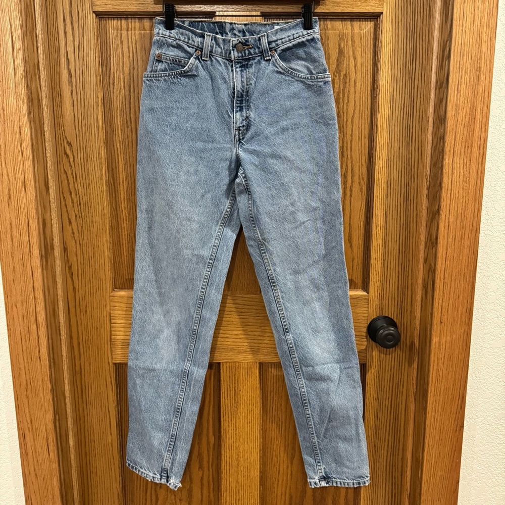 Levi’s 950 Relaxed Fit Tapered Leg Vintage Jeans Size 7 Long